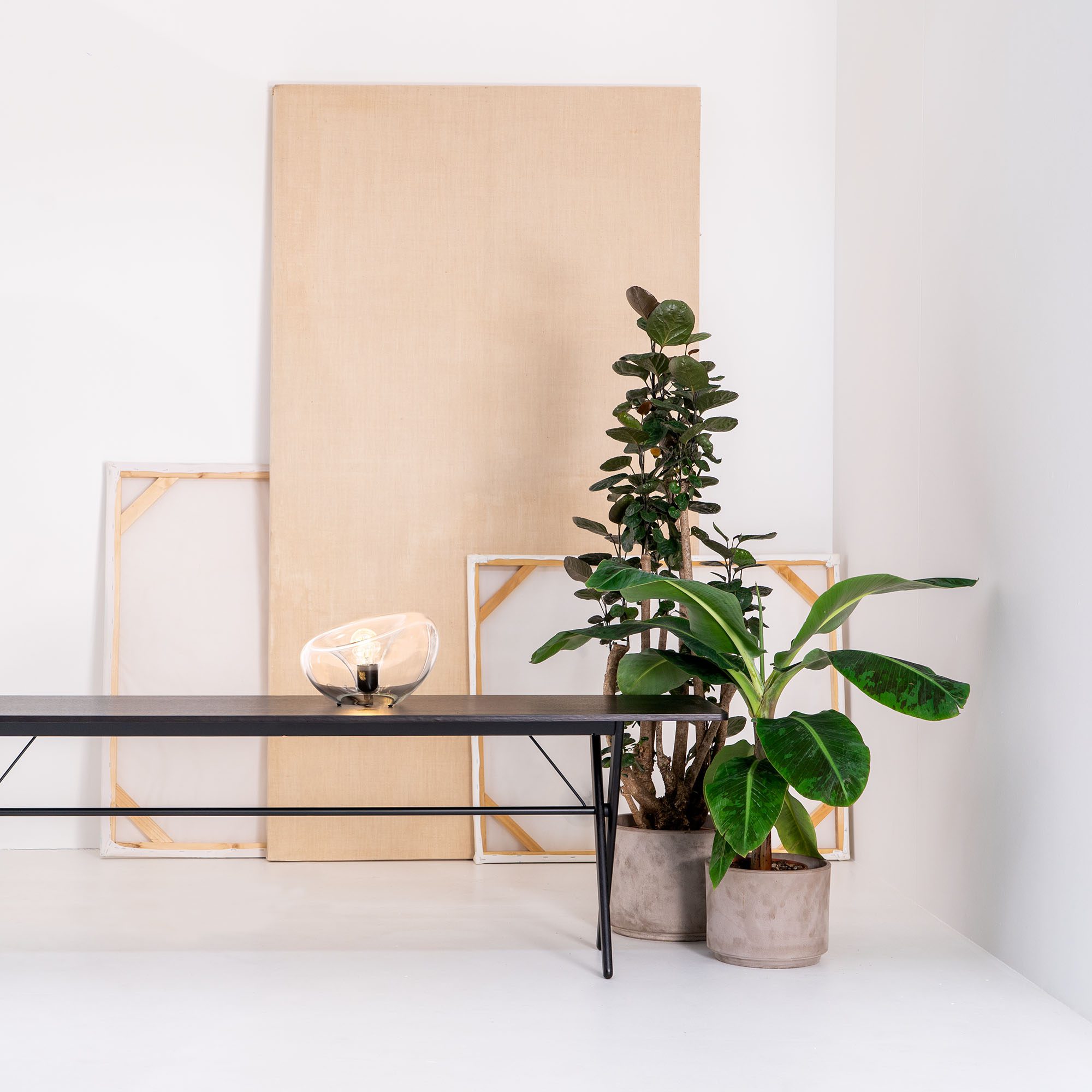 LIGHTBODY TABLE LAMP by Leucos Lamps